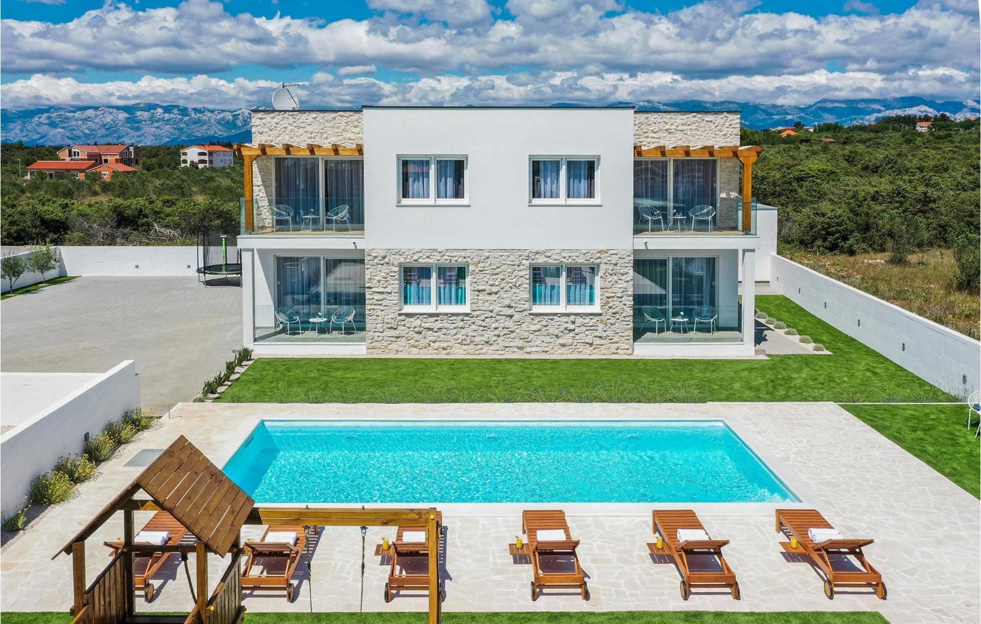 Stunning Home In Vrsi With Kitchen Kültér fotó