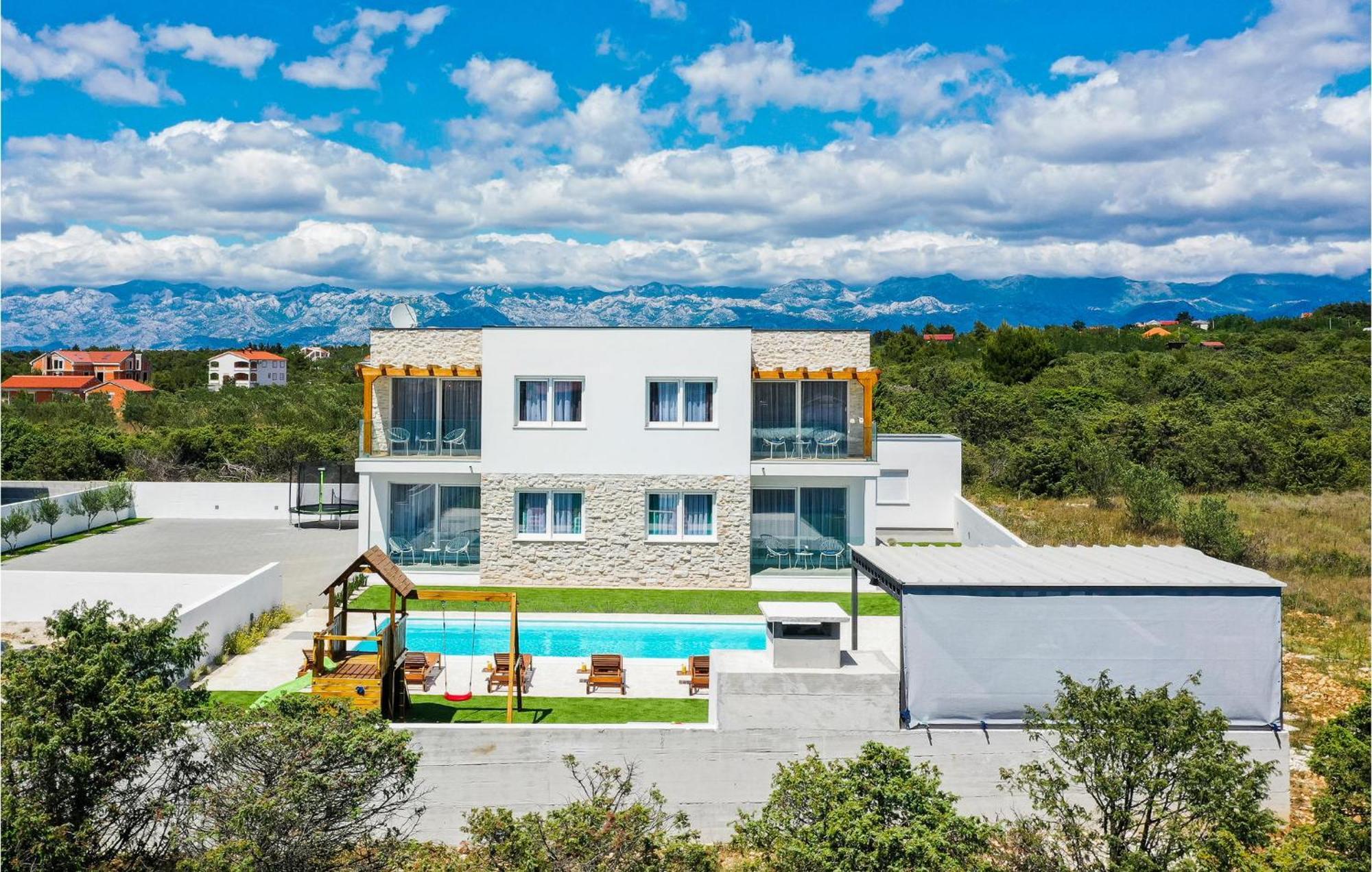 Stunning Home In Vrsi With Kitchen Kültér fotó