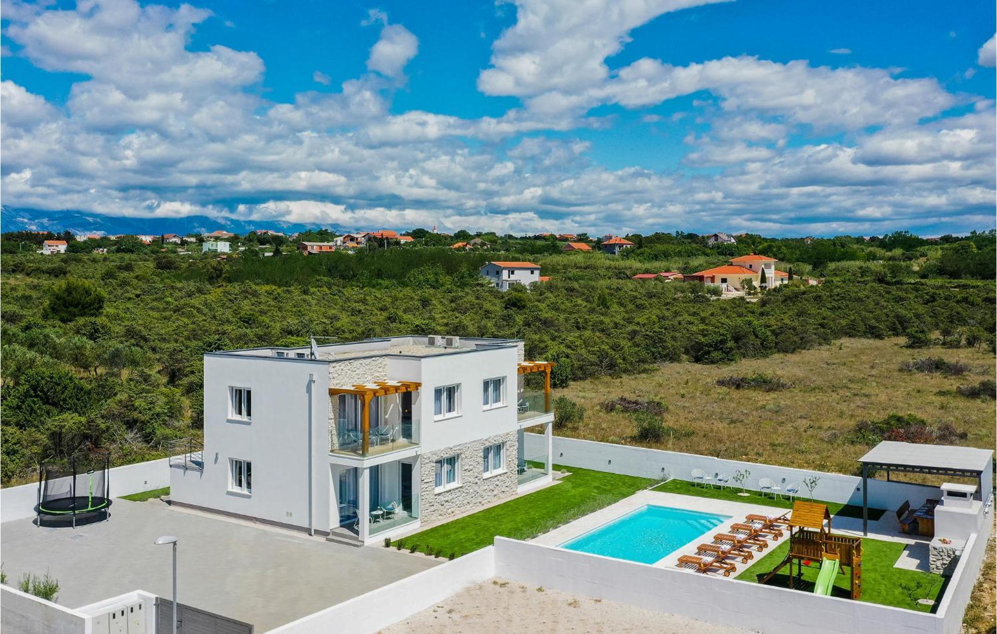 Stunning Home In Vrsi With Kitchen Kültér fotó
